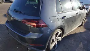 VOLKSWAGEN GOLF VII BERLINA (BQ1/BE2) foto 2