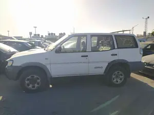 NISSAN TERRANO II (R20) foto 5