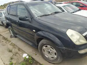 SSANGYONG REXTON foto 3