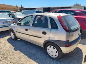 OPEL CORSA C foto 4