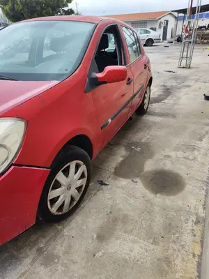 RENAULT CLIO III foto 5