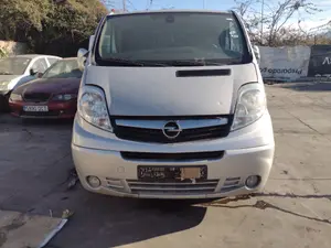 OPEL VIVARO CAMIÓN foto 1