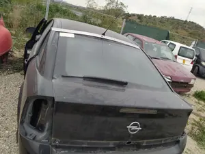 OPEL VECTRA C BERLINA foto 4