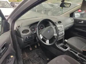 FORD FOCUS BERLINA (CAP) foto 6