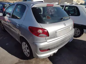 PEUGEOT 206 + foto 8
