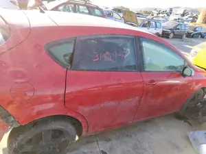 SEAT LEON (1P1) foto 5