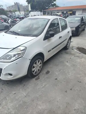 RENAULT CLIO III foto 2