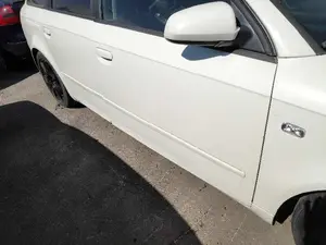 AUDI A4 AVANT (8E) foto 13