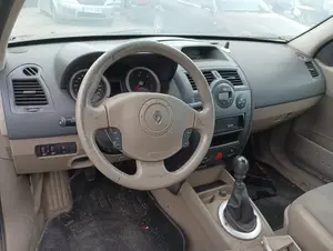 RENAULT MEGANE II BERLINA 3P foto 6