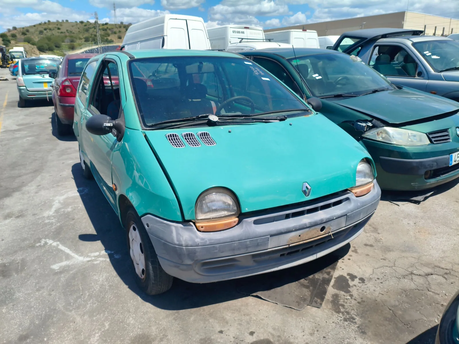 RENAULT TWINGO I (C06)