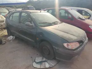 RENAULT MEGANE I BERL./ BERL. CON PORTÓN (BA0) foto 5