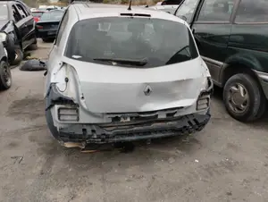 RENAULT CLIO III foto 6
