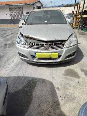 OPEL ASTRA H BERLINA foto 3
