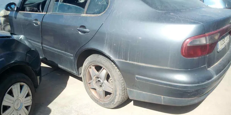 SEAT TOLEDO (1M2)