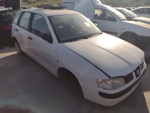 SEAT IBIZA (6K1) foto 2