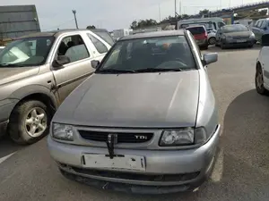 SEAT CORDOBA BERLINA (6K2) foto 1
