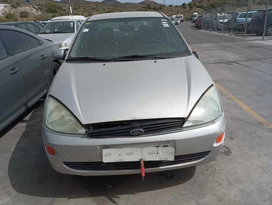 FORD FOCUS BERLINA (CAK)