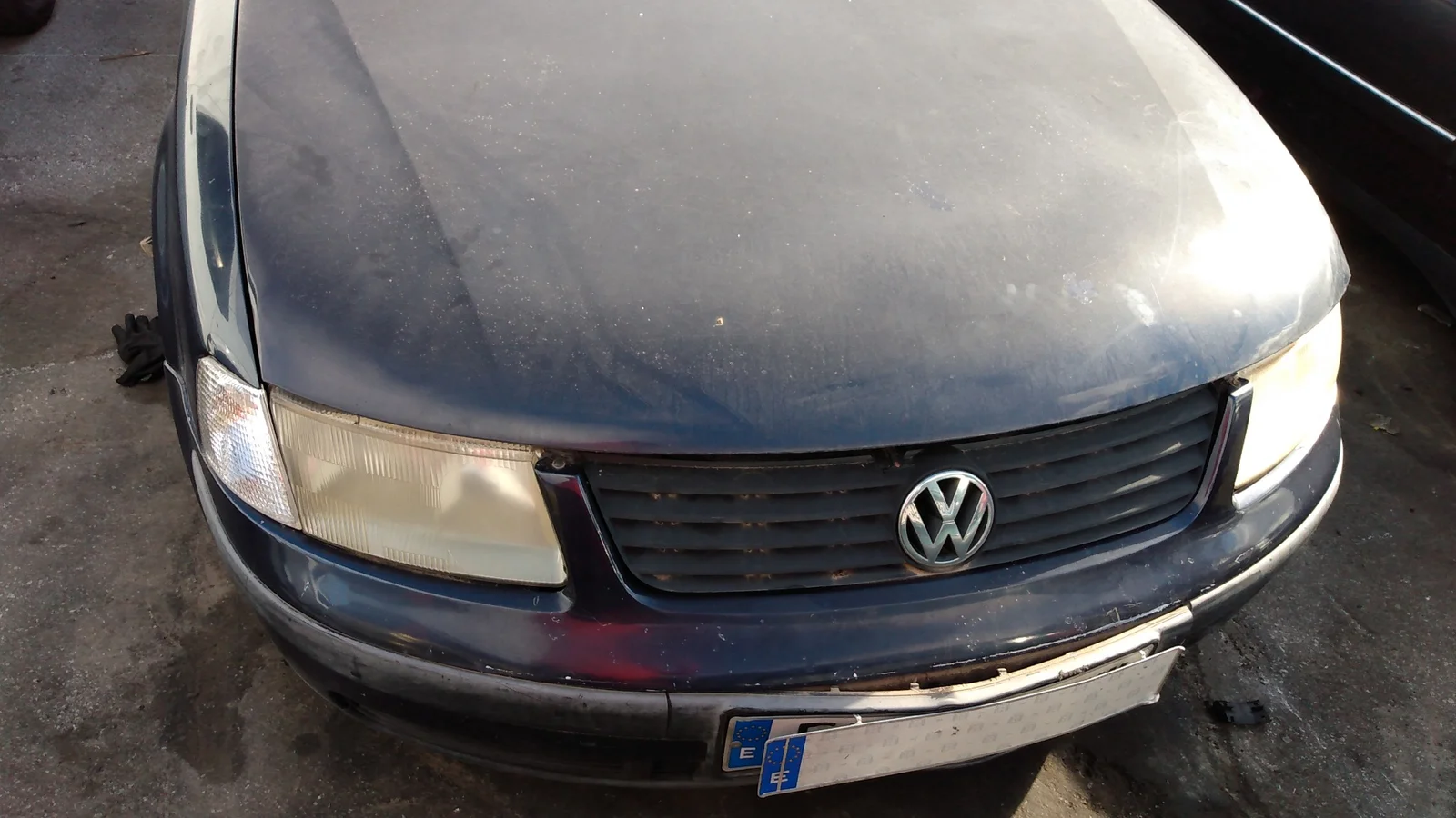 VOLKSWAGEN PASSAT BERLINA (3B2)