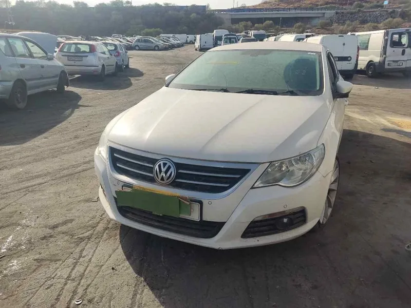 VOLKSWAGEN PASSAT CC (357)