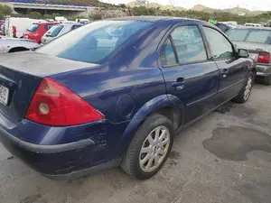 FORD MONDEO BERLINA (GE) foto 2