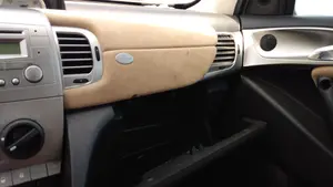 LANCIA YPSILON (101) foto 35