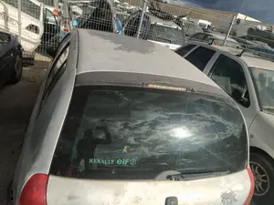 RENAULT CLIO II FASE I (B/CB0) foto 3