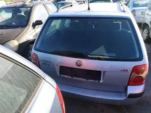 VOLKSWAGEN PASSAT VARIANT (3B6) foto 6