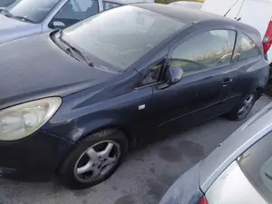 OPEL CORSA D foto 4