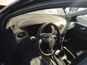 FORD FOCUS BERLINA (CAP) foto 4