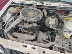 FORD FIESTA BERLINA foto 5