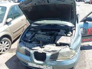 SEAT CORDOBA BERLINA (6L2) foto 6