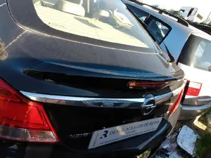 OPEL INSIGNIA BERLINA foto 3