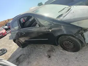 MITSUBISHI COLT CZ3 BERL. 3 (Z30) foto 6