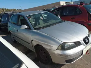 SEAT IBIZA (6L1) foto 5