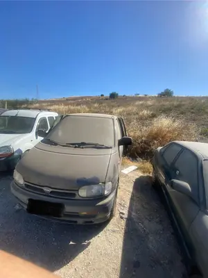 NISSAN SERENA (C23M) foto 3