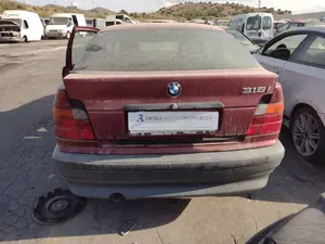 BMW SERIE 3 COUPE (E36) foto 7