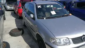 VOLKSWAGEN POLO III BERLINA (6N2) foto 3