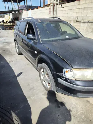 VOLKSWAGEN PASSAT VARIANT (3B5) foto 9