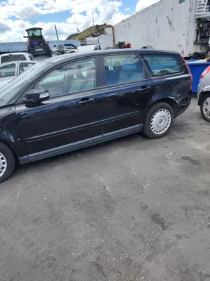 VOLVO V50 FAMILIAR foto 7