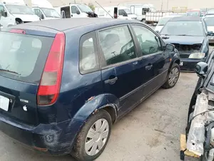 FORD FIESTA (CBK) foto 3