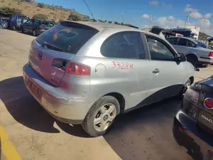 SEAT IBIZA (6L1) foto 6
