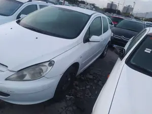 PEUGEOT 307 (S1)(04.2001) foto 4