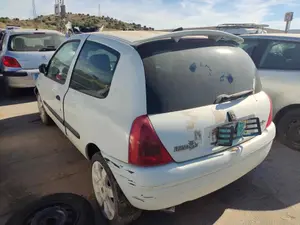 RENAULT CLIO II FASE I (B/CB0) foto 4