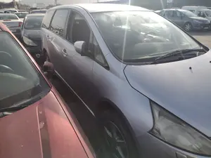 MITSUBISHI GRANDIS (NA0W) foto 2