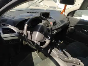 RENAULT FLUENCE foto 5