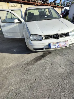 VOLKSWAGEN GOLF IV BERLINA (1J1)(10.1997) foto 2