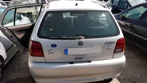 VOLKSWAGEN POLO III (6N1) foto 9