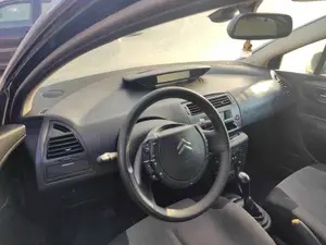 CITROEN C4 BERLINA foto 8