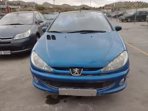 PEUGEOT 206 CC CABRIO-COUPÉ foto 1