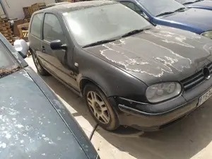 VOLKSWAGEN GOLF IV BERLINA (1J1)(10.1997) foto 6
